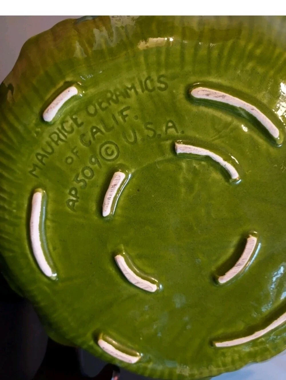 Vintage Maurice Ceramics Of Calf AP 509 USA Cabbage Leaf Fruit Bowl